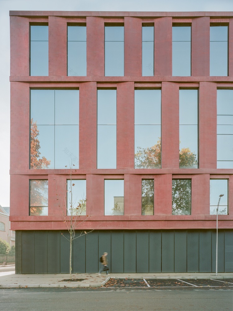 意大利开放 336 办公楼丨意大利米兰丨公园协会-20