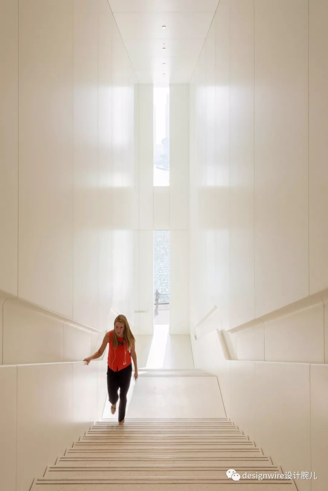 全球首个水上漂浮苹果店，创新设计诠释品牌理念-208