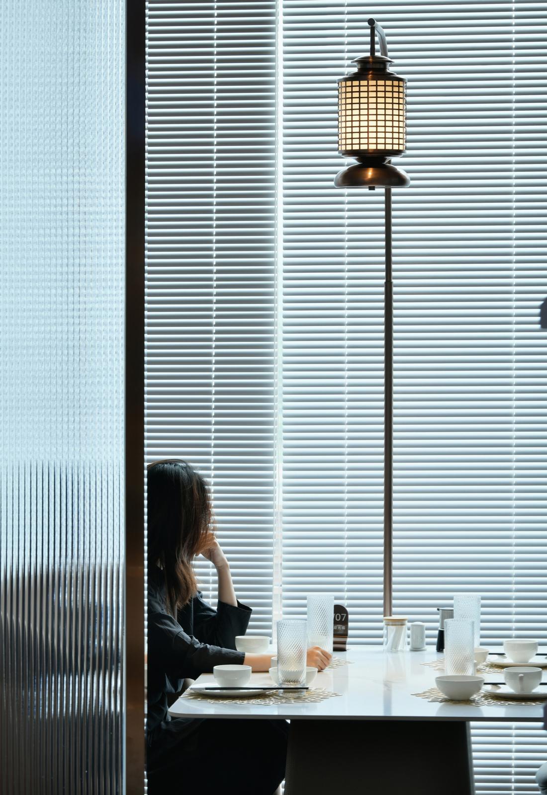 舟山海鲜店丨中国太原丨inOut 里外设计-19