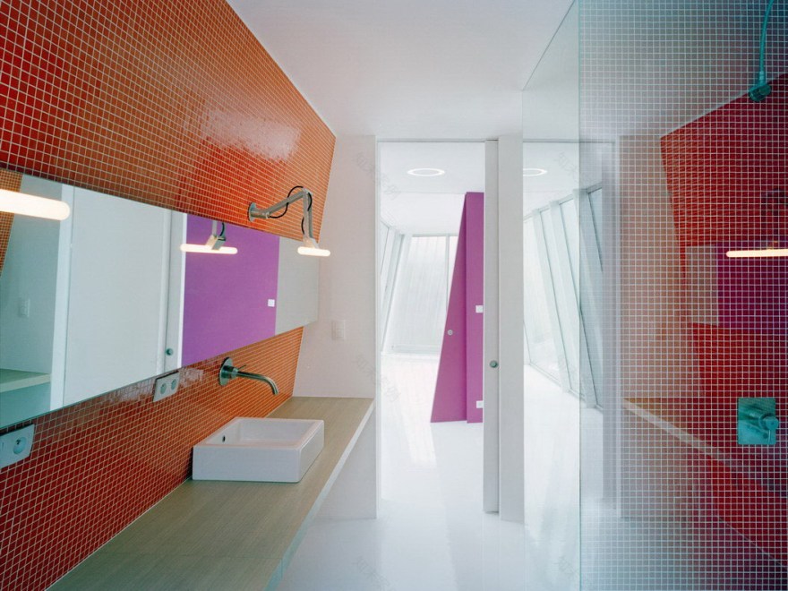 法国蒂永维尔玻璃木板住宅-6