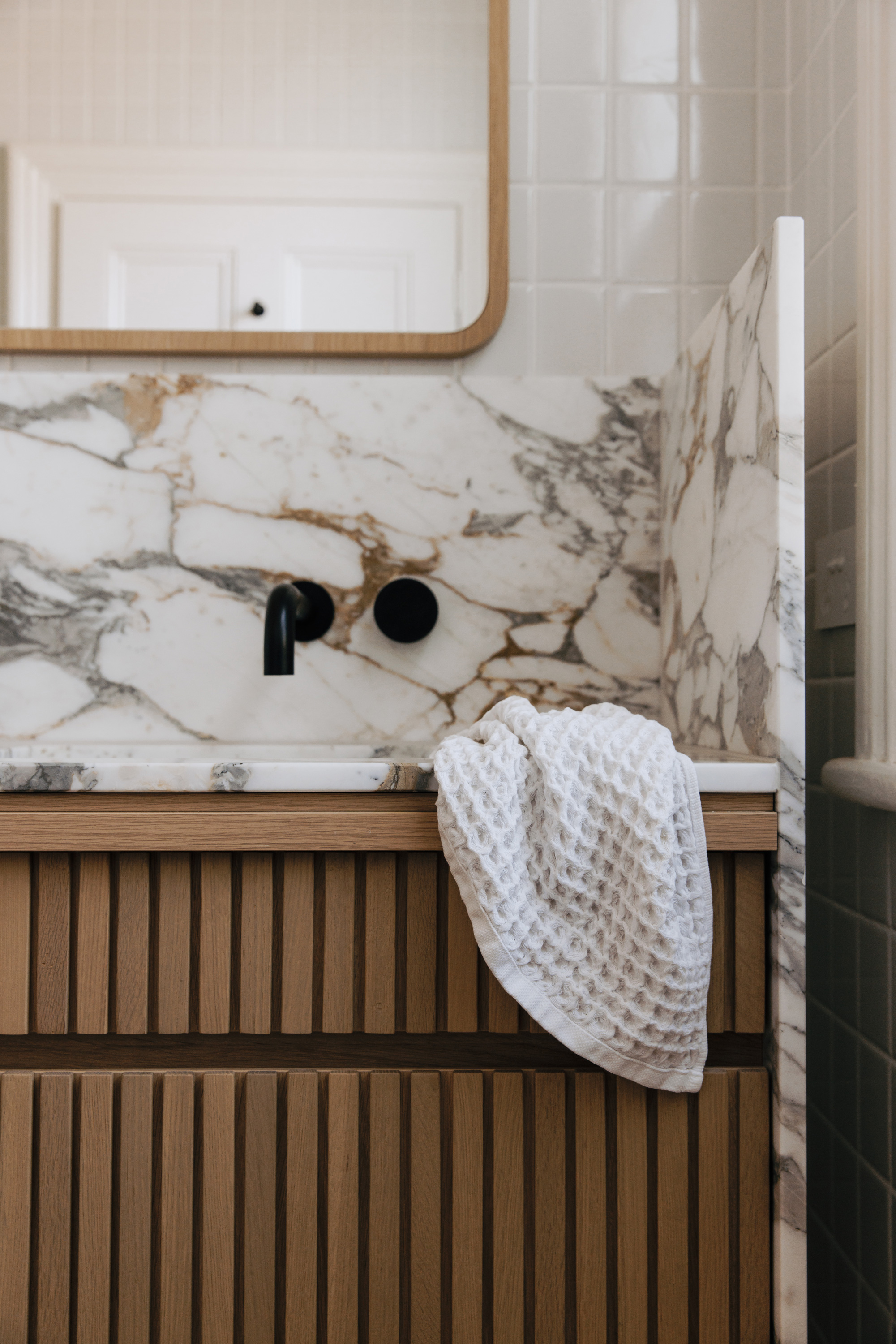 Hill House — Proske-23