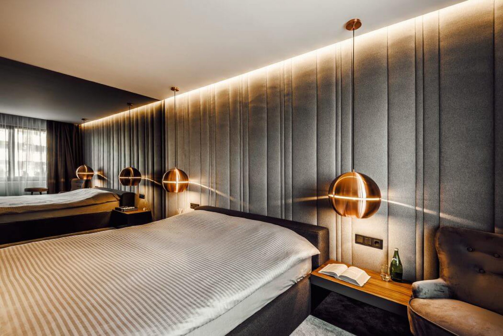 保加利亚现代感公寓设计  Pavel Yanev-8