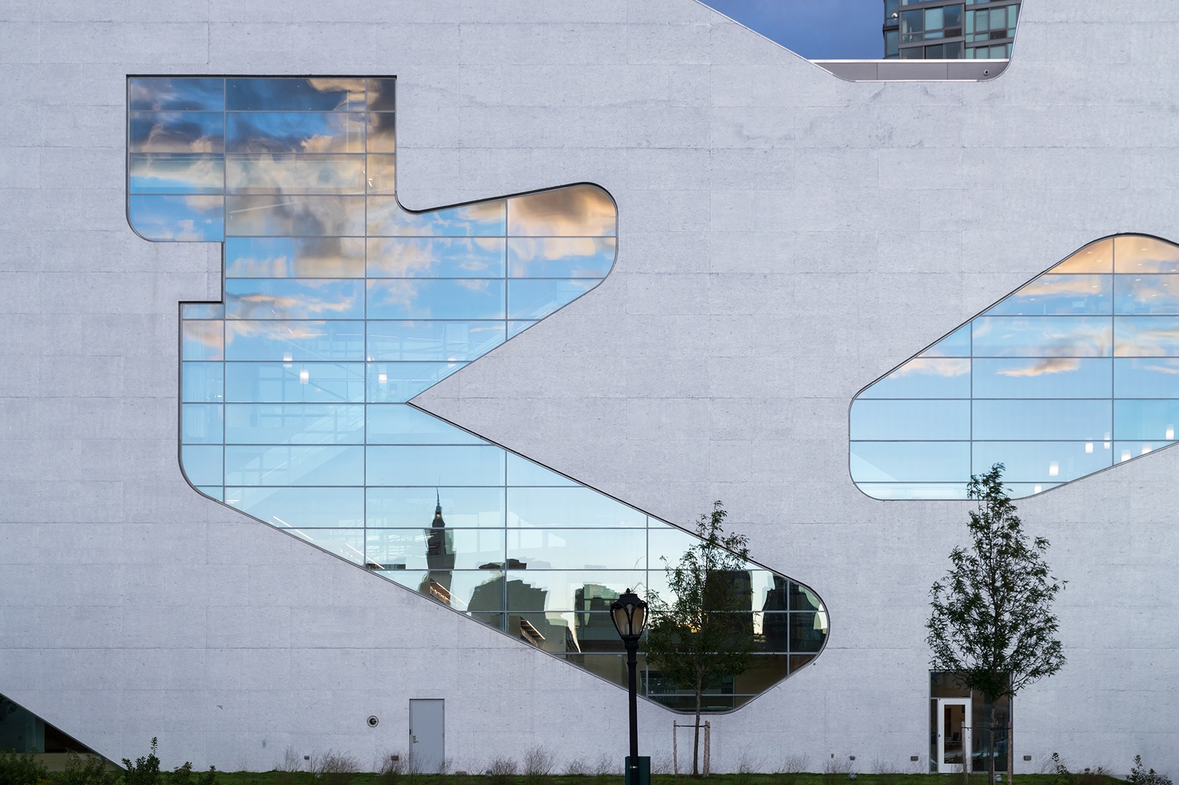 纽约猎人角皇后图书馆丨美国纽约丨史蒂文·霍尔建筑师事务所-14