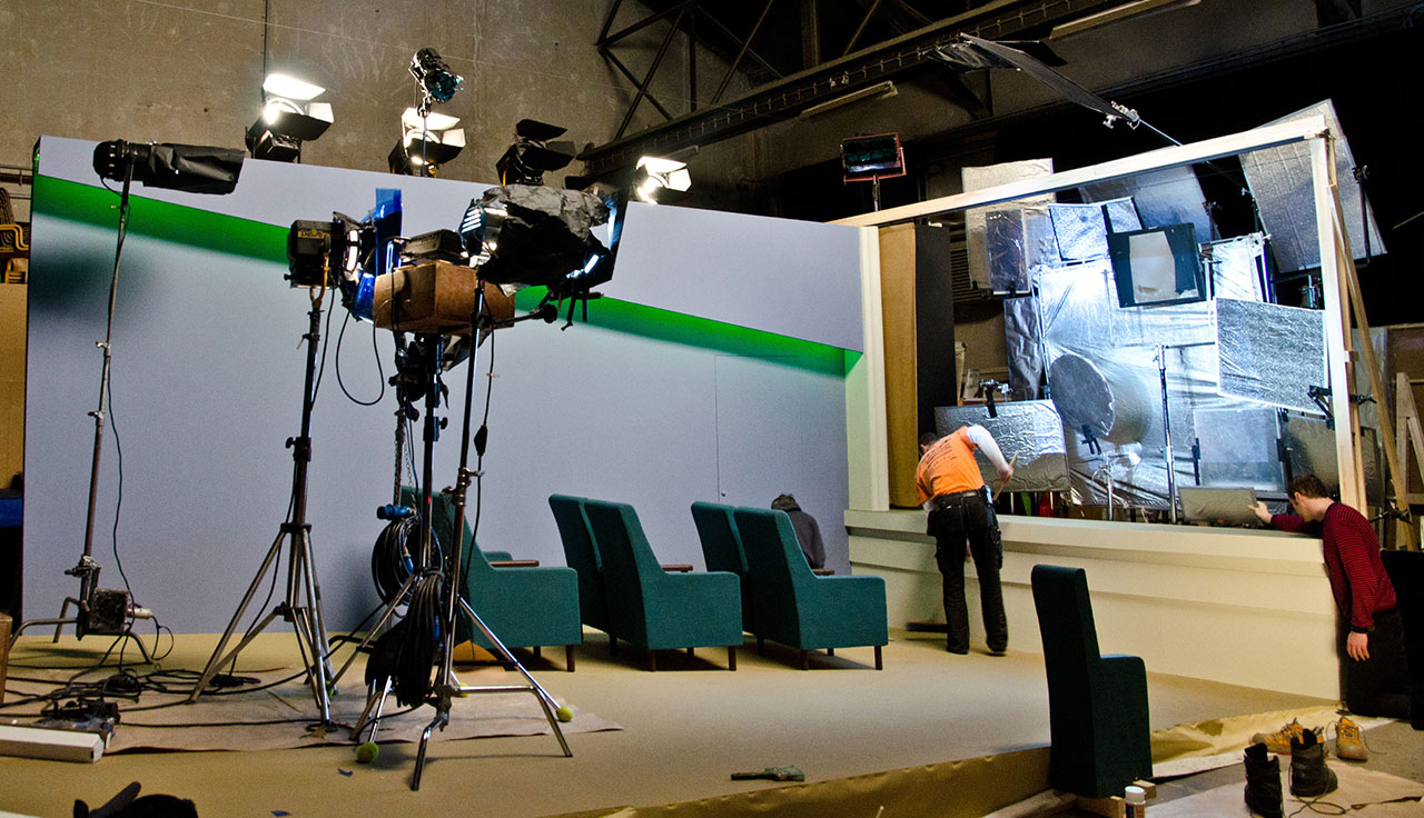 电影导演 Gustav Deutsch 重现 Edward Hopper 画中世界-41