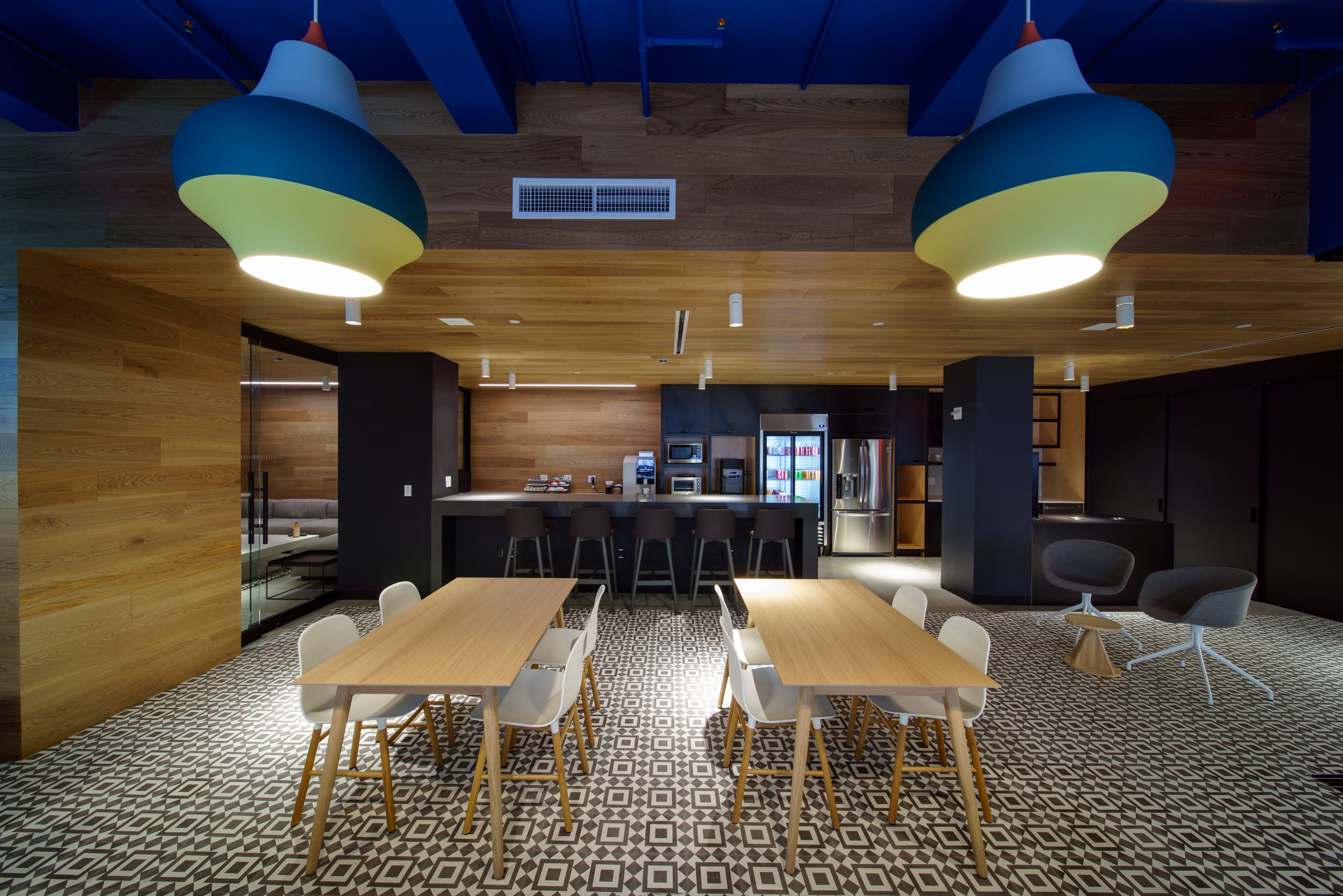 曼哈顿公园大道上的 GFP Real Estate 办公室设计-11