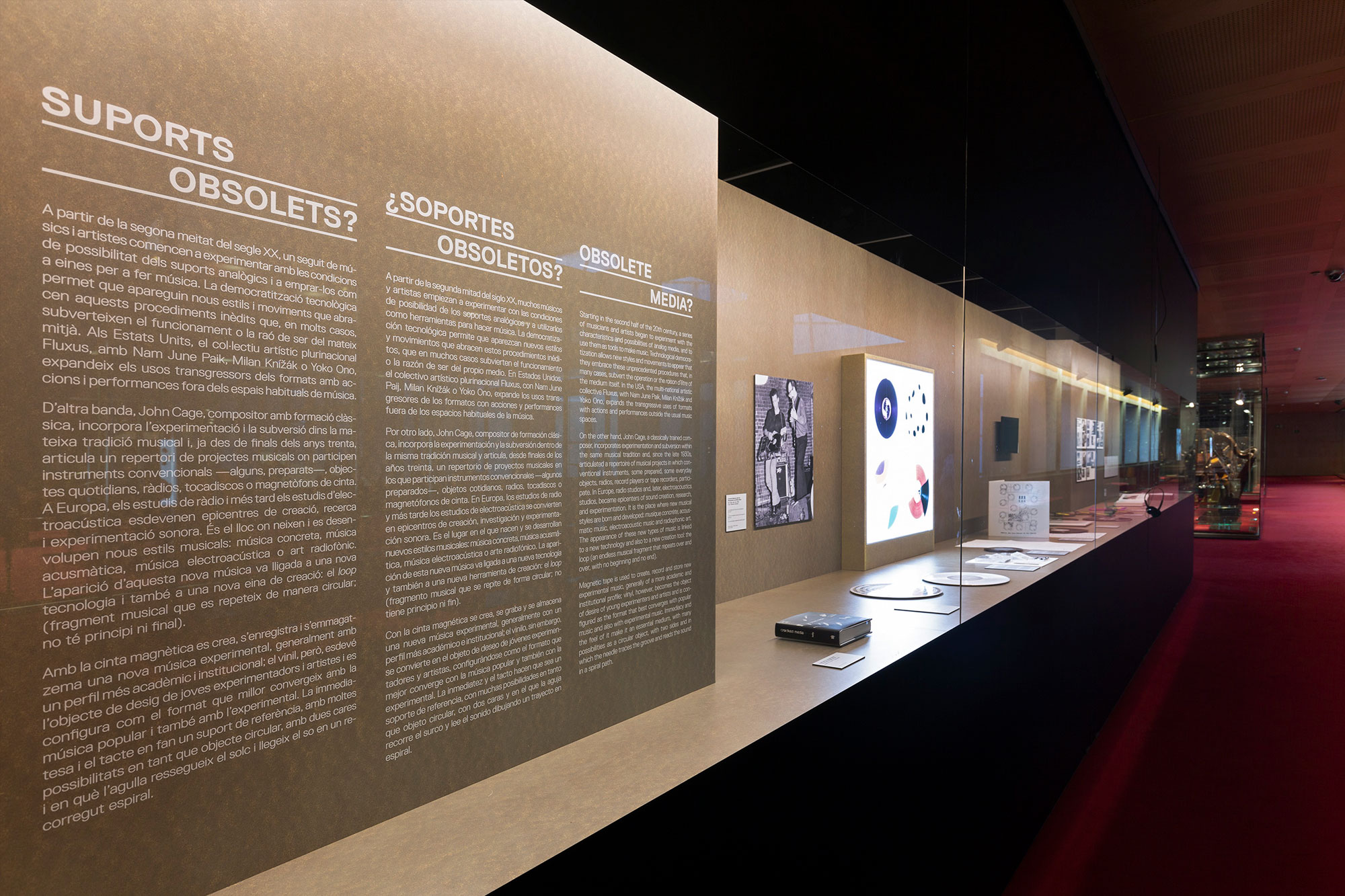 LISTENING WITH YOUR HANDS展览丨TurkeyMus-12