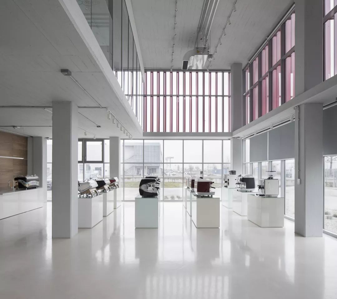 蒂米什瓦拉红色工业地标,展现咖啡机生产魅力-26