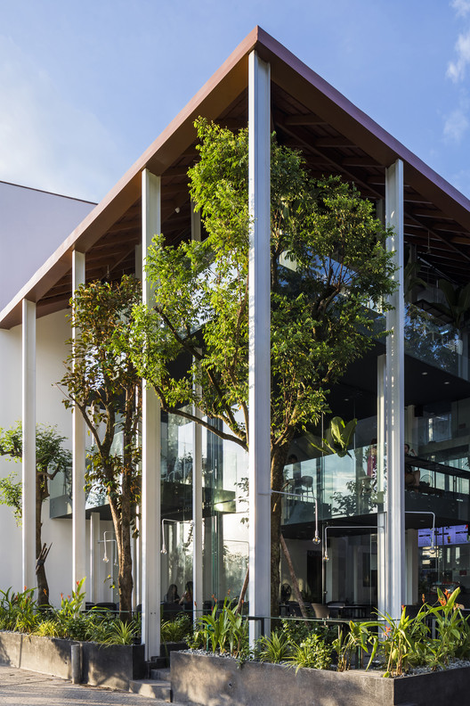 越南传统与现代交融的 O2 咖啡馆-33