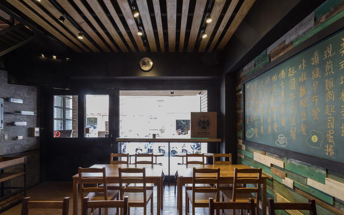 工业风 Café 周奕伶巧妙改造拉面店-0