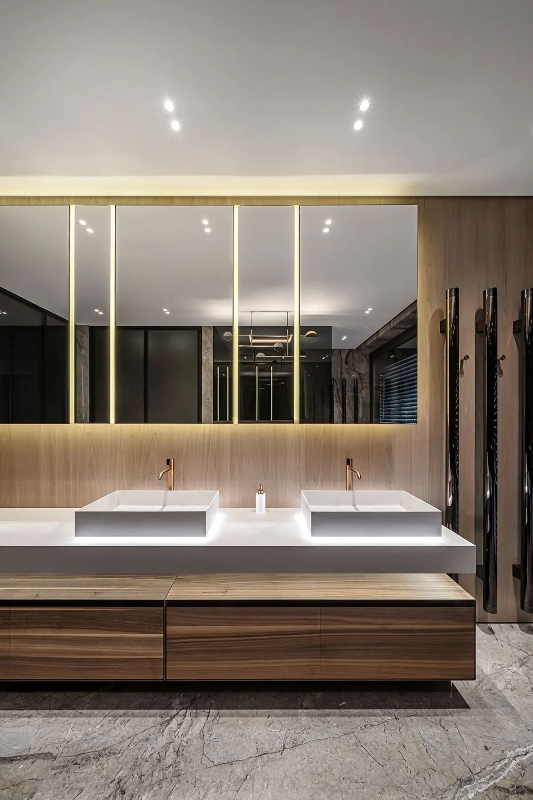 450㎡轻奢质感别墅丨YODEZEEN Architects-26