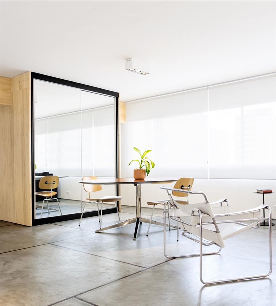 巴西 PR 公寓 | 木质设计与现代元素的完美融合-4