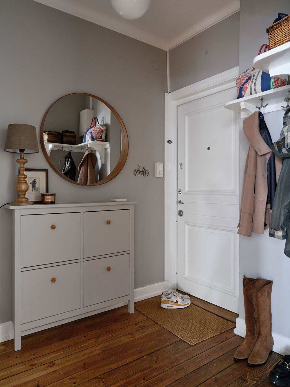 斯德哥尔摩 45 平米小公寓的蓝墙魅力-21