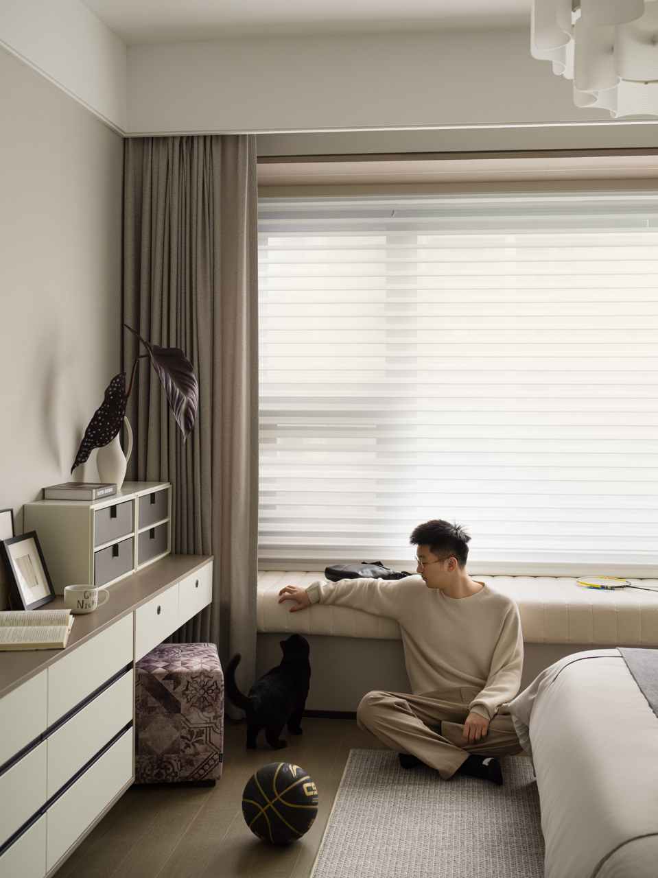 时而1人1猫时而人山人海，一间能展开能合上的“可折叠”房子-40