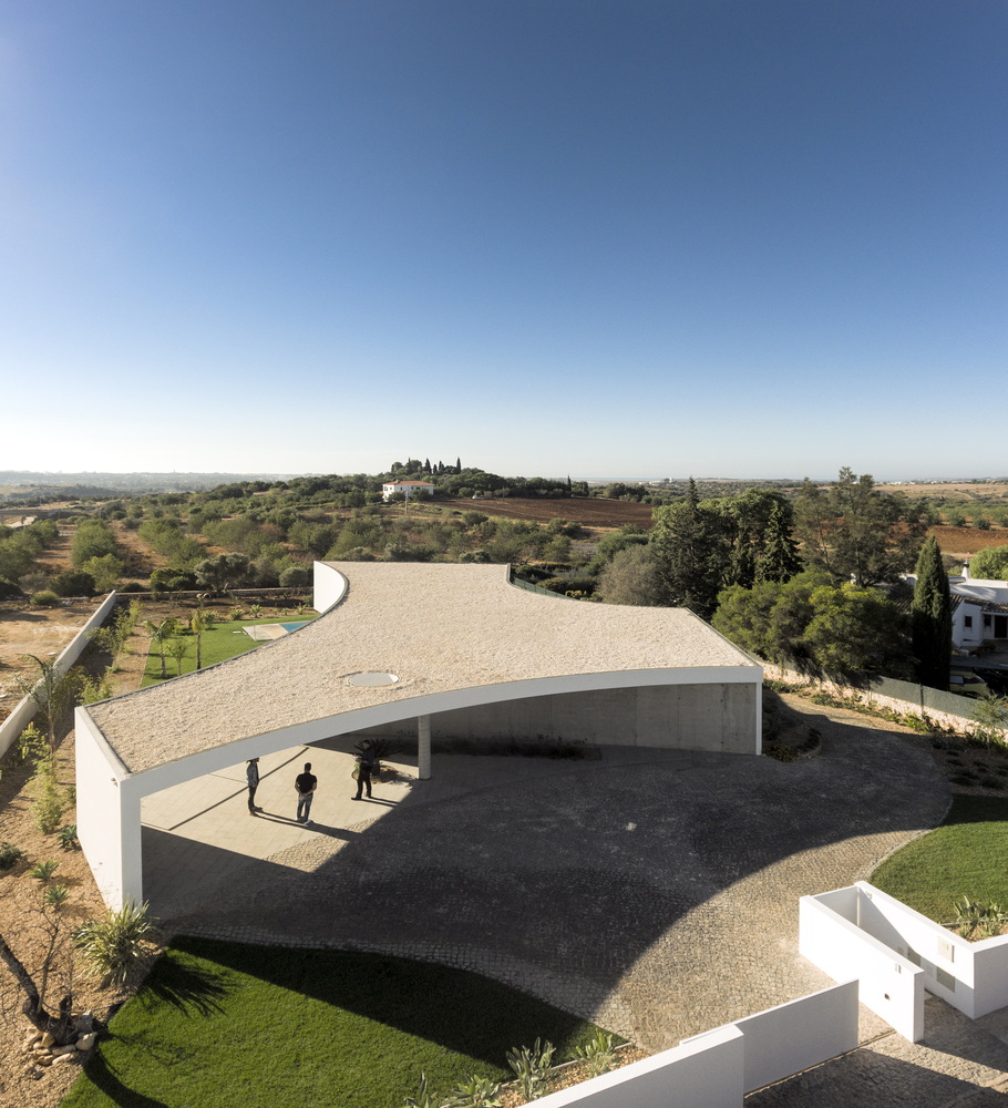 House in Alcalar  Vitor Vilhena Arquitectura-40