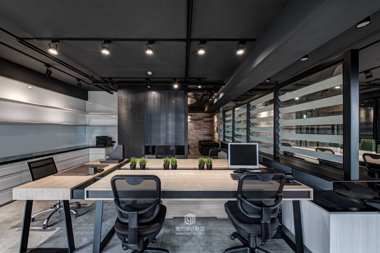 广延设计--华丽上班族　美式电影场景的办公室-14