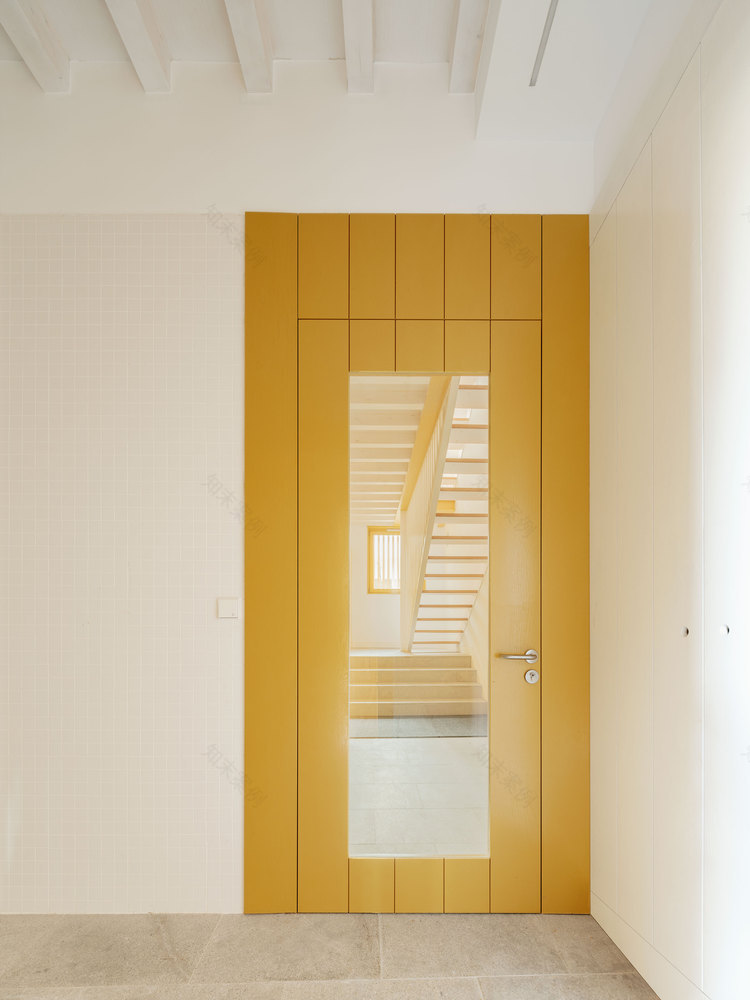 古城区的绿色复兴 · 奥伦塞公共住房 Vilar 3-47