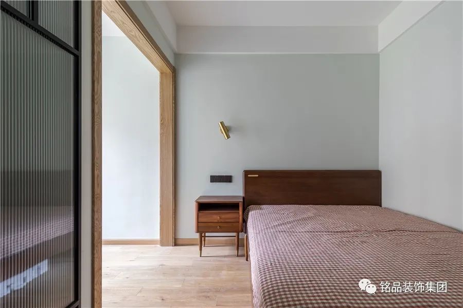 85㎡北欧风旧房改造,原木与乳胶漆的完美融合-50