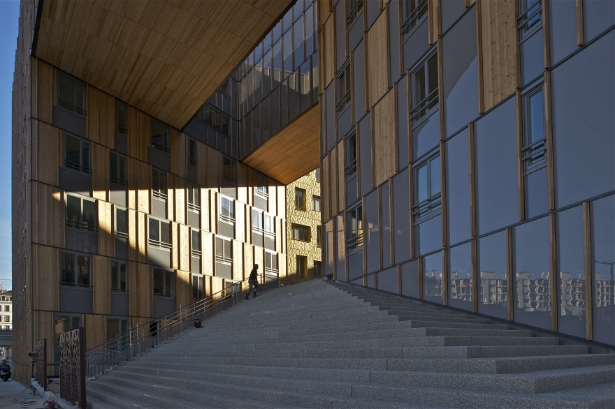 里昂交汇处 Monolith 建筑-0