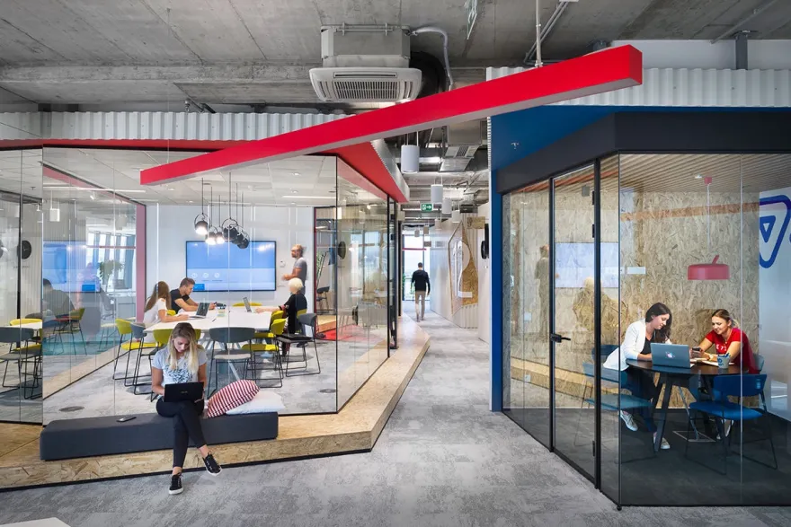 创意无限,灵感迸发的游戏公司办公室-13