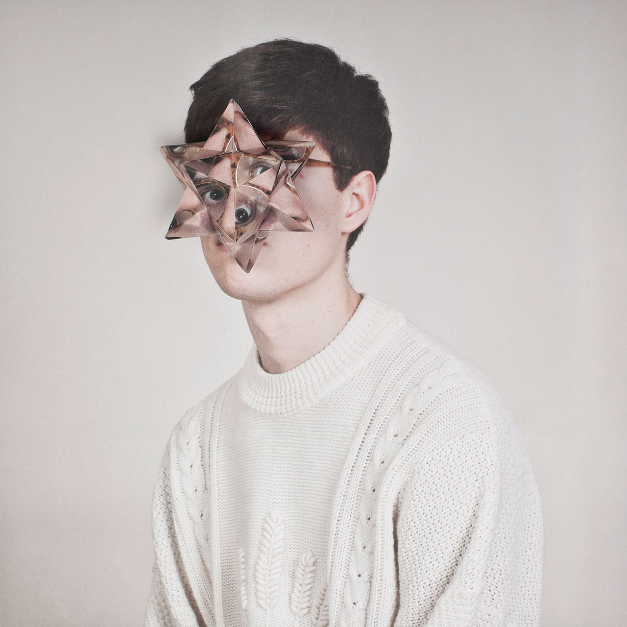 未来身份的多面探索 | 阿玛·哈瑟的“宇宙手术”摄影项目-22