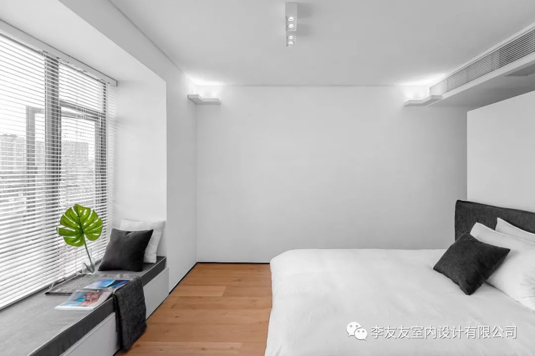 李友友设计打造现代极简医生家-21