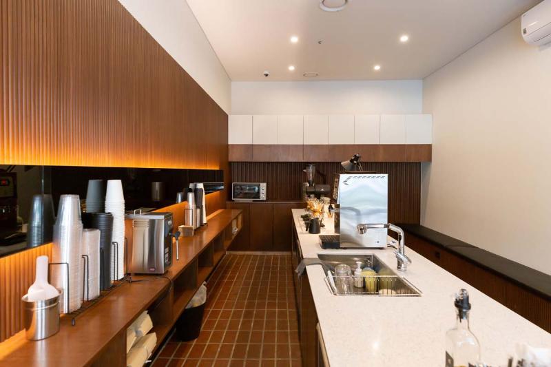 首尔 8 坪咖啡厅 精致室内设计展现个性魅力-9