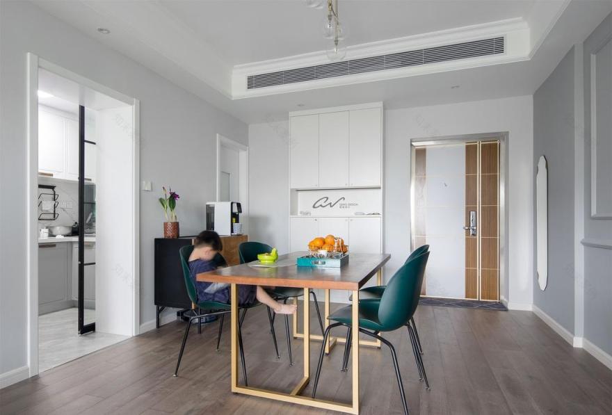 84㎡五口之家,温馨收纳与空间利用的完美结合-10