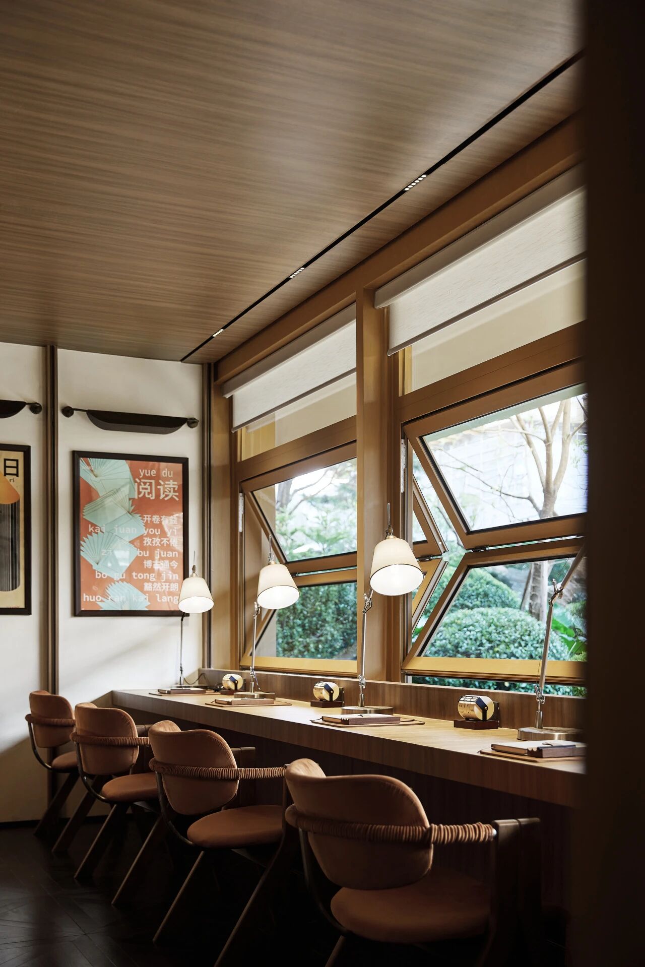 高投万科·高新锦曜丨中国成都丨广州安研室内设计咨询有限公司-25