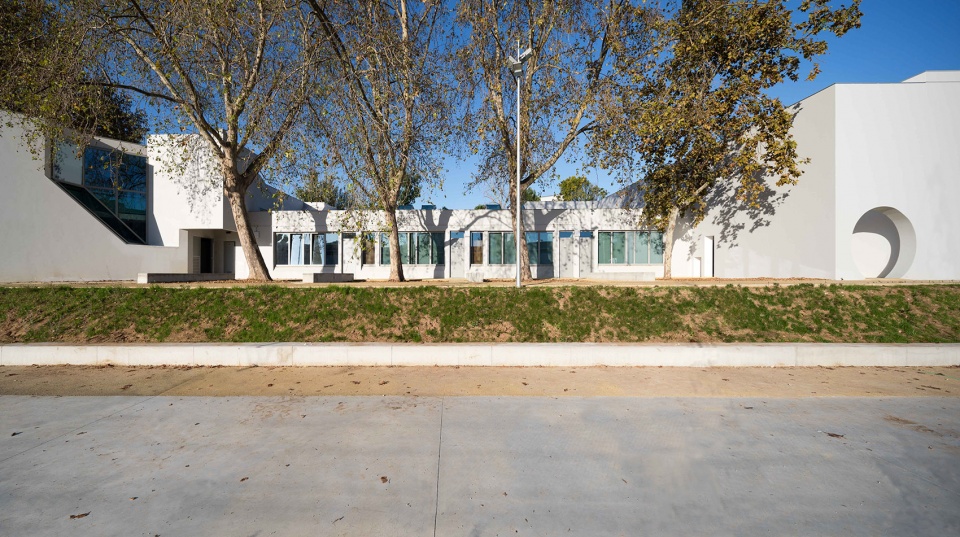 葡萄牙 EB 36 学校改造,蒙台梭利理念与现代建筑的完美融合-3