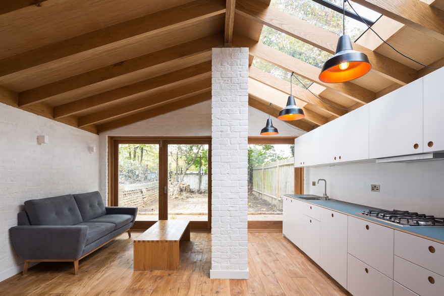 Extension of a Garden Flat Defined by a Dramatic Vaulted Oak Roof-0