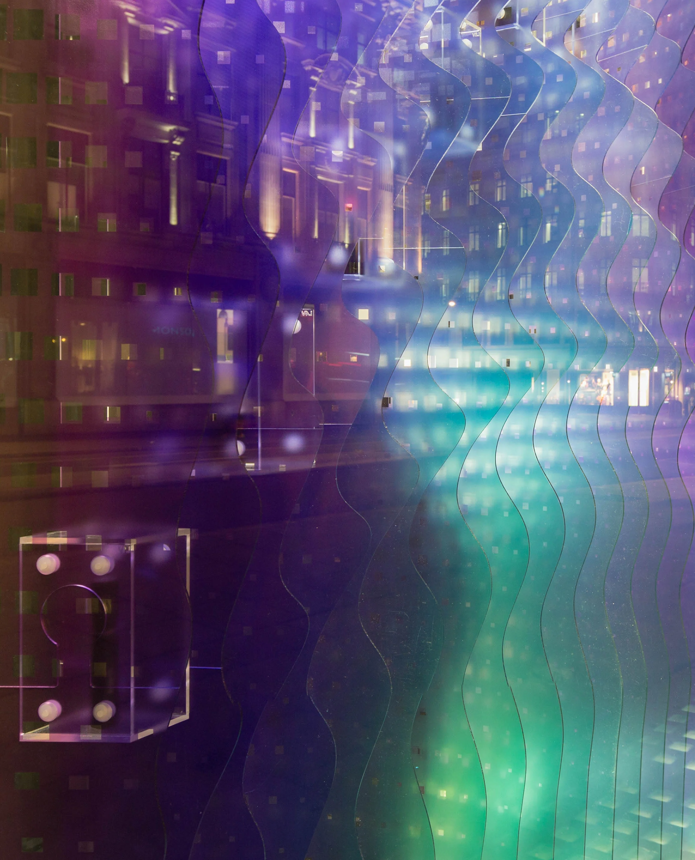 奇可美兰诺橱窗（这里假设Kiko Milano是品牌名，如果这是其他特定名称或有特定语境请补充更详细信息） 丨英国伦敦丨ALEKSA studio-6