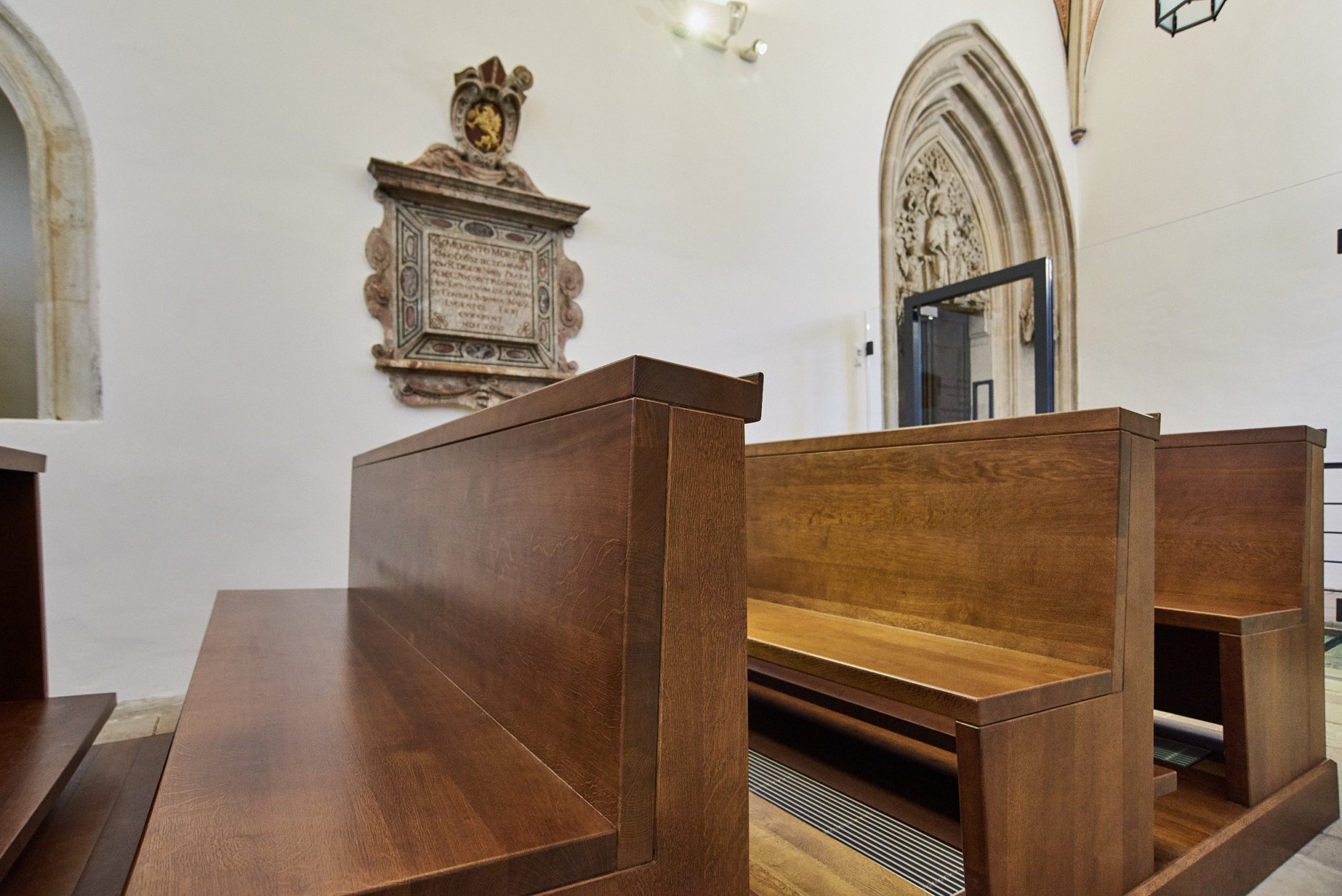 布拉迪斯拉发圣马丁大教堂圣安妮小教堂室内改造丨斯洛伐克布拉迪斯拉发丨Ing. arch. Július Rybák等-48