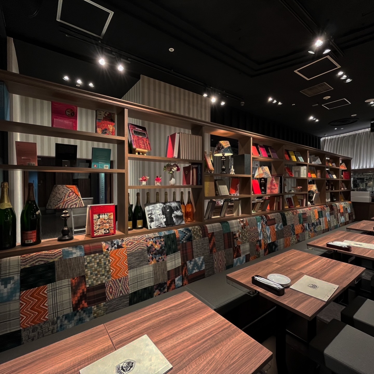 「俺のフレンチ 東京」店铺设计丨株式会社スーパーマニアック-8