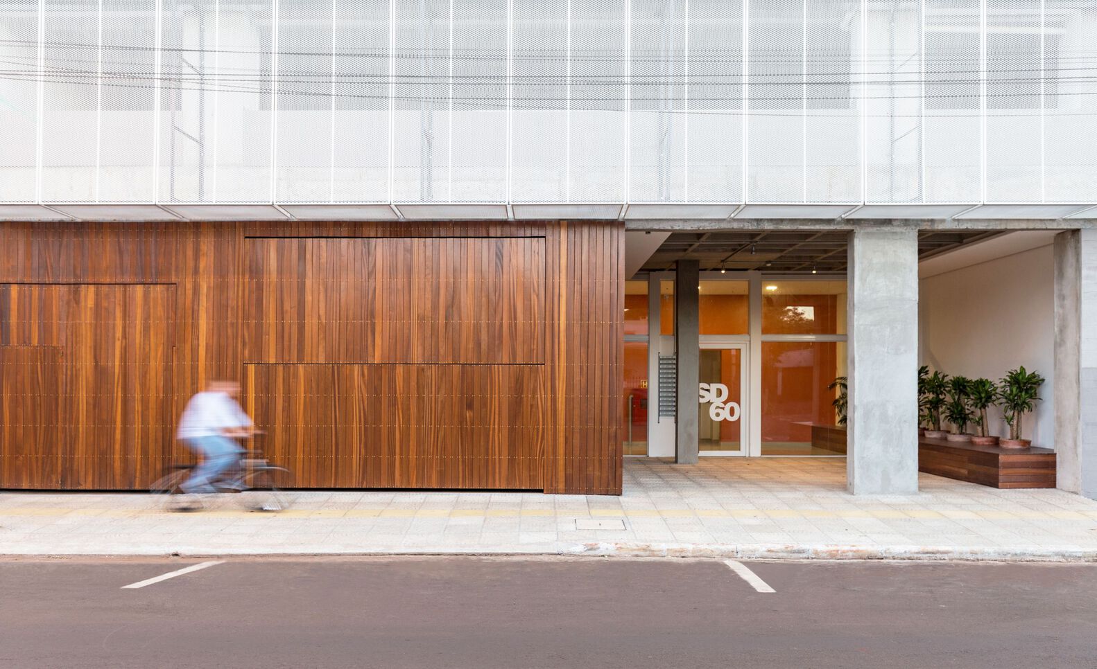 圣罗莎市 Santos Dumont 60 建筑丨巴西丨Atelier Kohlmann Lorentz-14