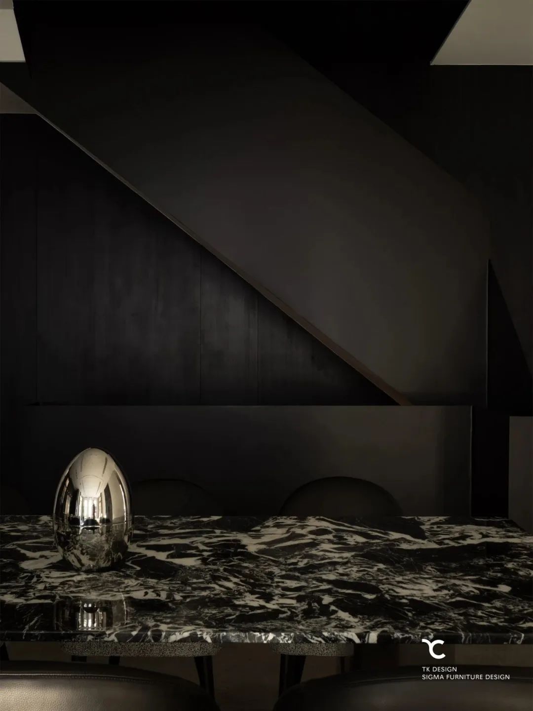 黑白灰的现代轻奢 · 龙悦湾别墅设计丨TK 设计&之和家居-37