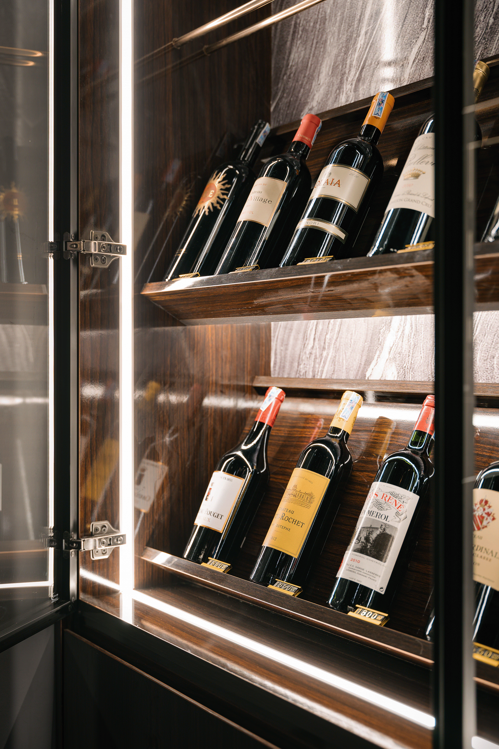 WINE LEGEND 室内照片丨越南河内丨Naki Wood Studio-23