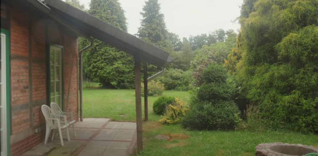 90后妈妈带家人住进森林别墅丨德国丨Thuy Dao和老公T-82