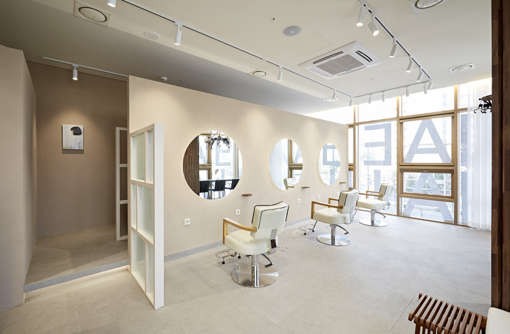 15 坪现代风家居，品味温馨生活-3