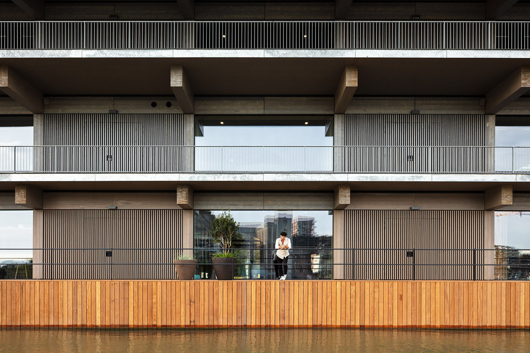 鹿特丹漂浮办公楼丨荷兰鹿特丹丨Powerhouse Company-9