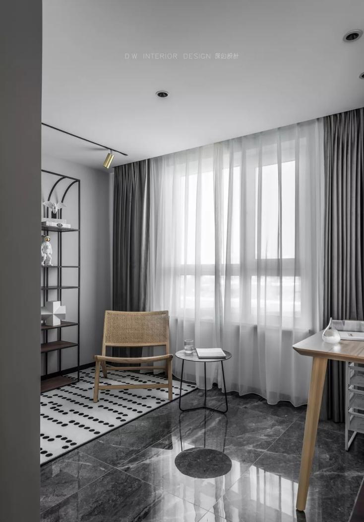 90 后婚房爆改，简约灰色调中的活力与诗意-19