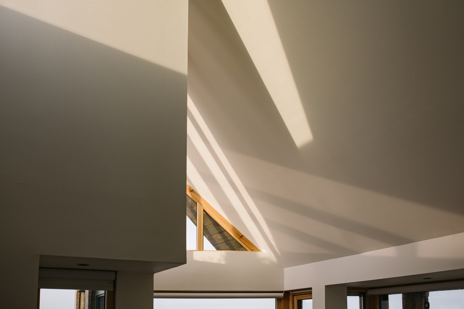 泰格·拜恩尼屋丨英国丨BARD-30