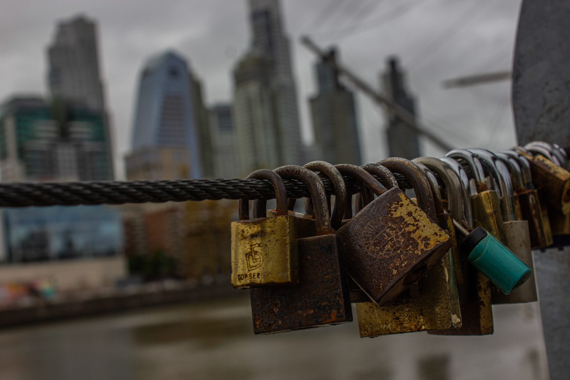 Puerto Madero un día nublado-10