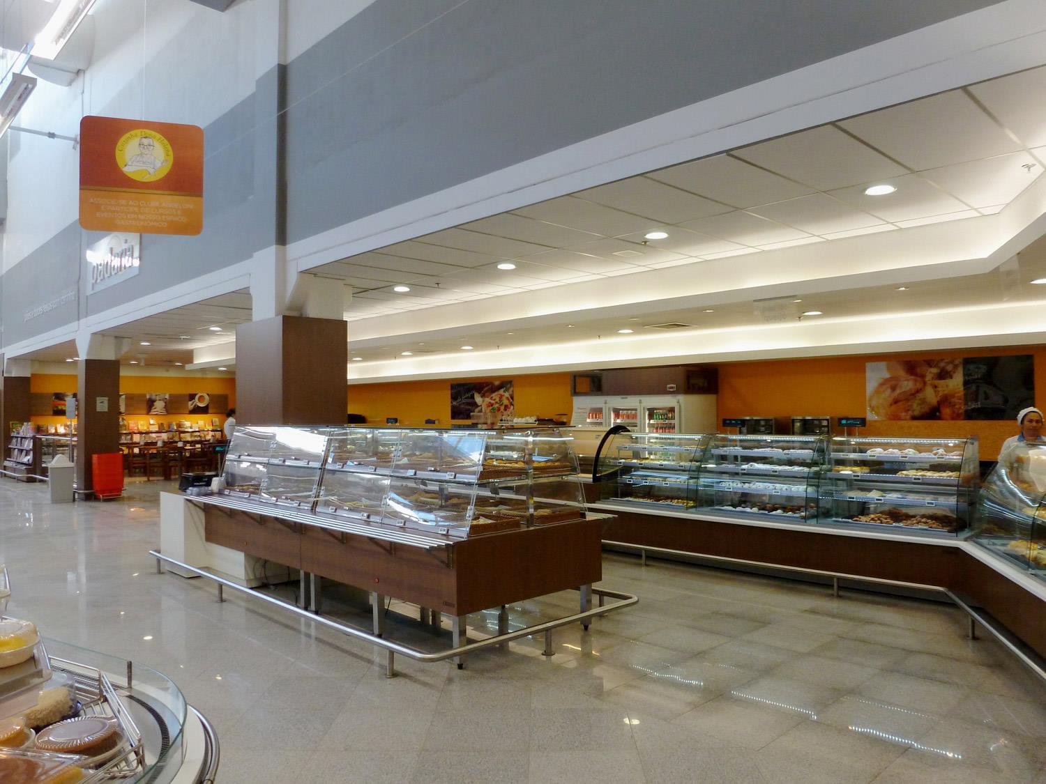 Supercenter Angeloni 购物超市-6