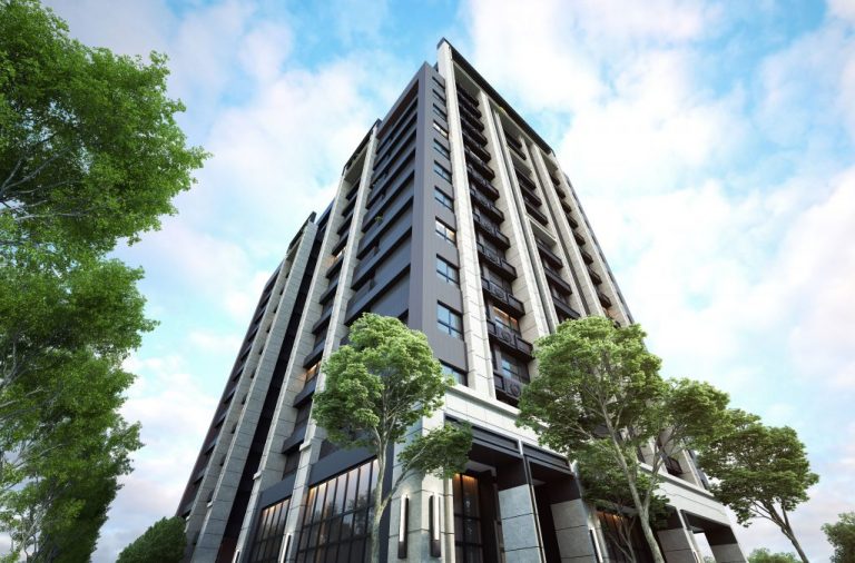 重複與韻律之美：三角形鏤空白色鋁板的應用。 - WEHOUSE-20