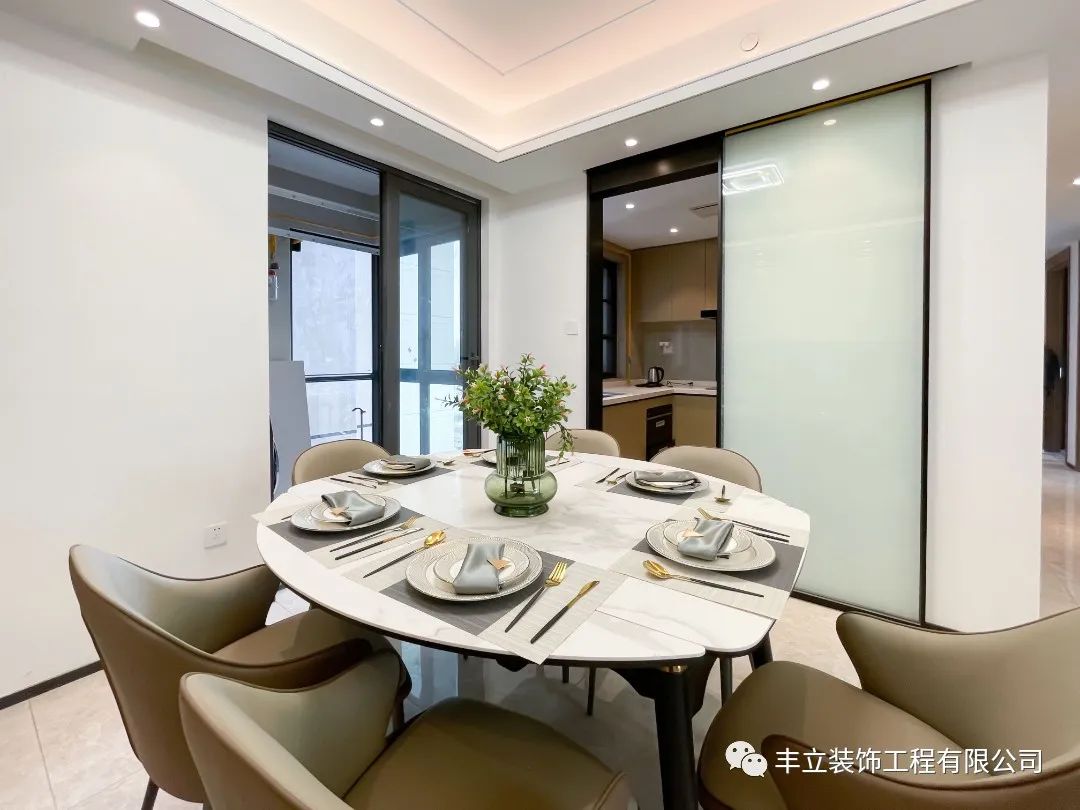 现代简约三代同堂住宅设计-32