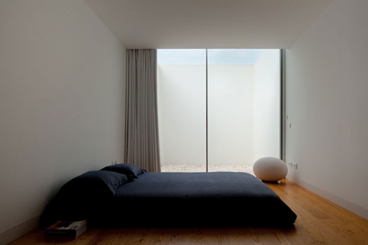 Windowless House in Portugal by Aires Mateus - Associados-36