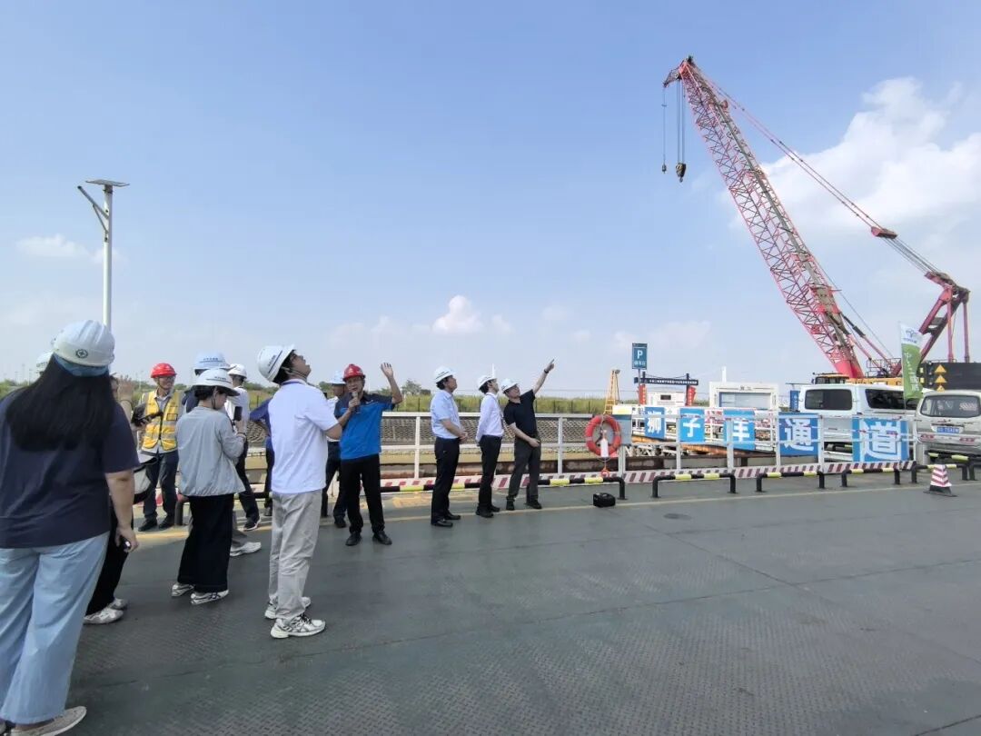 公规院开展“探寻超级工程见证大国匠心”媒体开放日活动-6