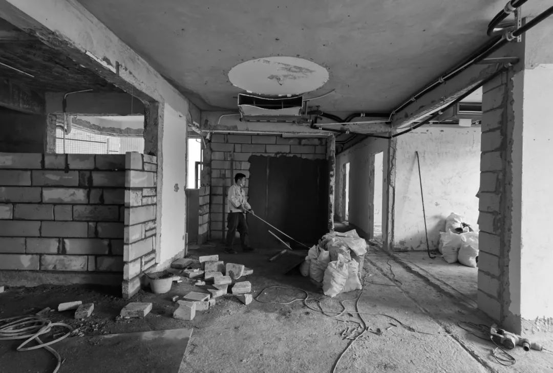 广州东风广场 · 现代简约复式住宅的破茧成蝶丨中国广州丨华浔品味装饰集团-15