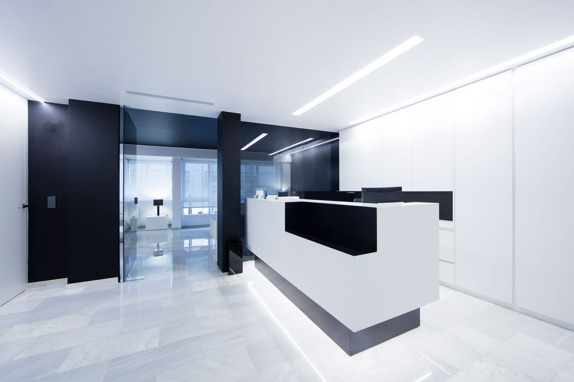 Dental Clinic in Valencia Ramón Esteve-1