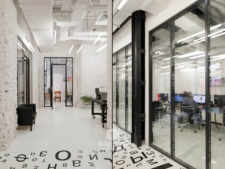 俄罗斯新闻网站Gazeta.ru办公室空间设计-3